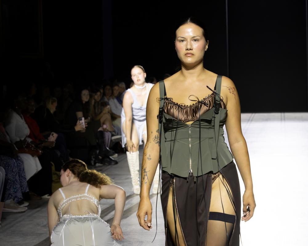 Body Diversity in Fashion: Sinéad O’Dwyer’s Inclusive Runway
