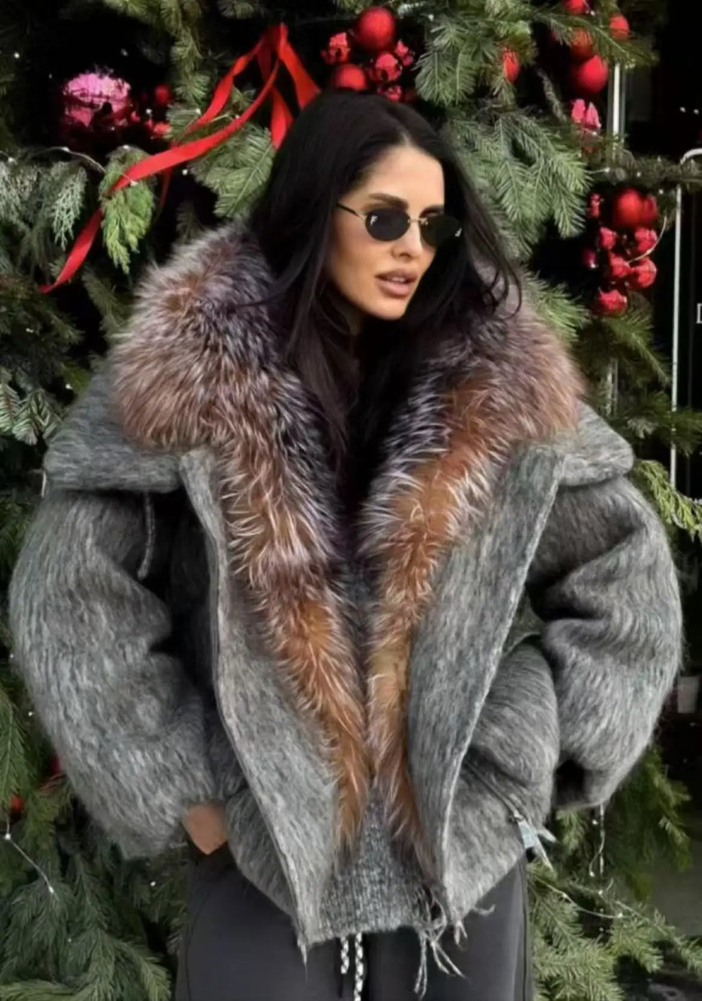 CXFS 2026 New Winter Fashion Wool Coat Splicing Down Jacket Lining With Oversized Fox Fur Collar Thick Warm Women's Coat - Matrix Studios