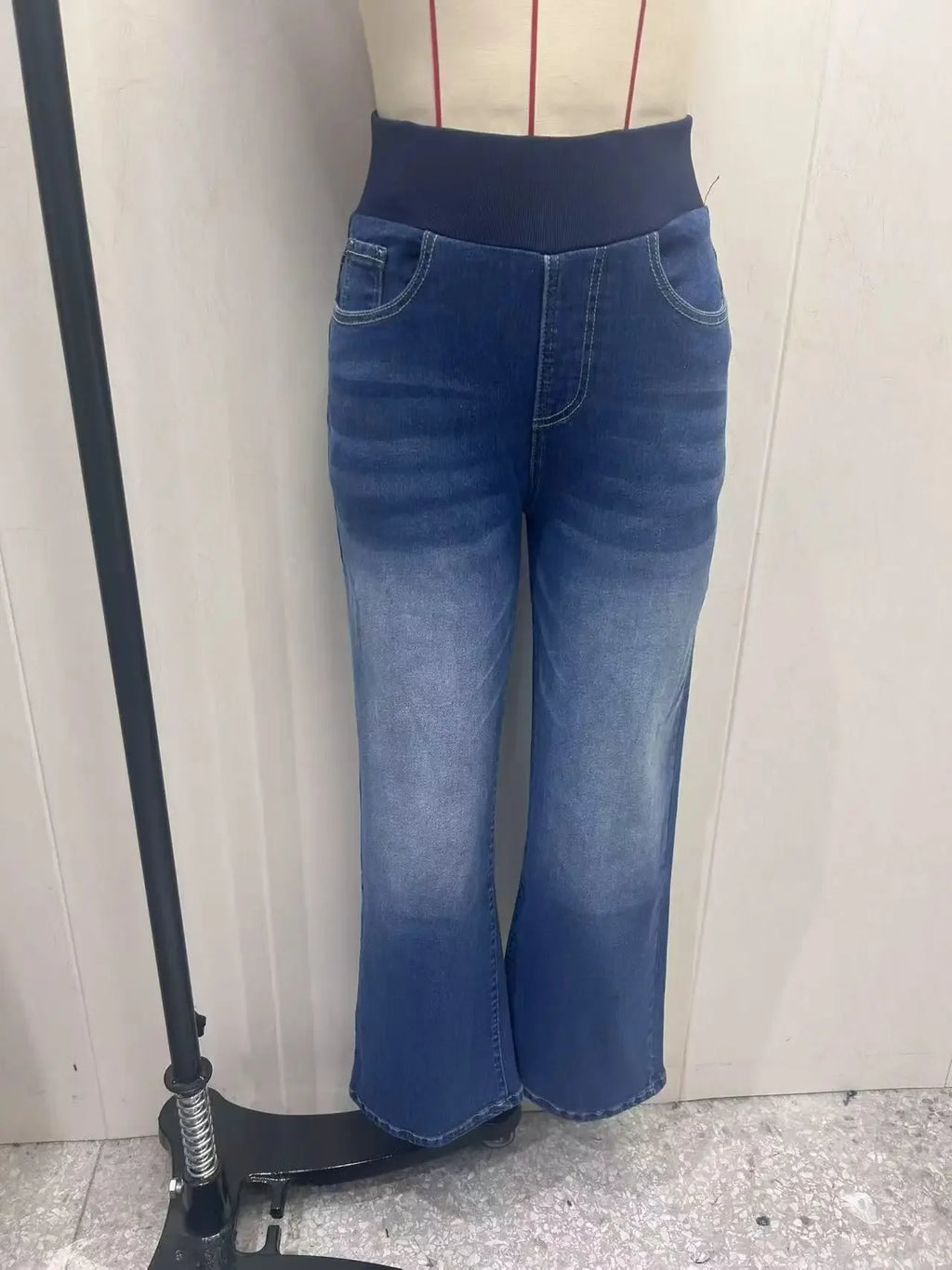 Jeans for Woman Y2k Jeans Baggy Jeans Stretchy Fabric Loose Straight Leg Ribbed Waist Design Modern Trousers Urban Fashion - Matrix-studios.com