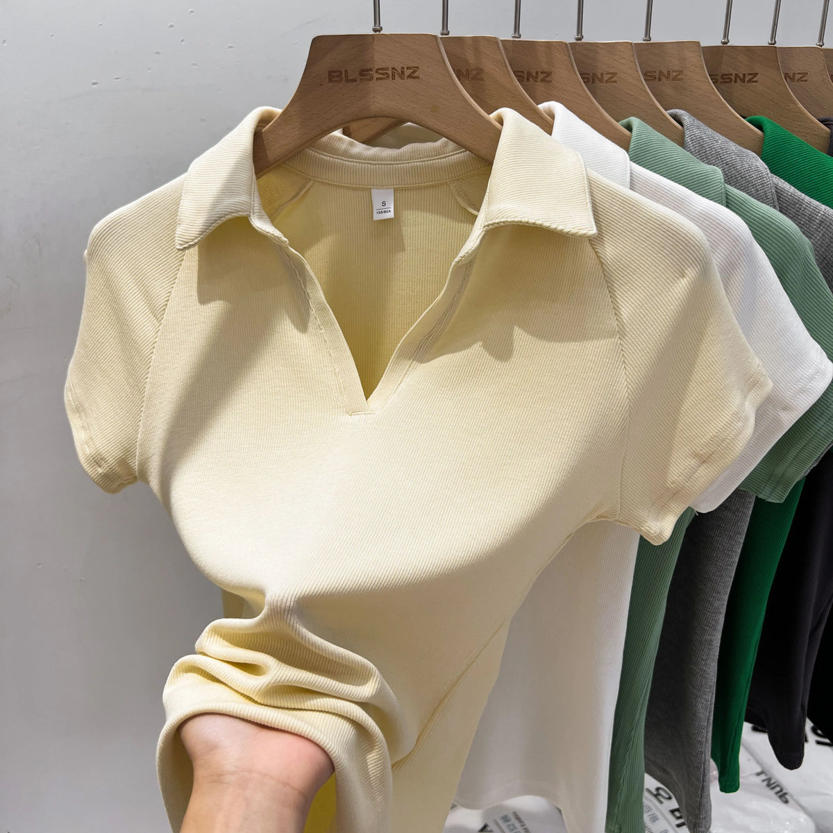 Niche Design Slim Fit Short Sleeve Women T-Shirt 2026 Summer New Arrival V-Neck Polo Shirt Unique Elegant Top Korean Solid Tee - Matrix-studios.com
