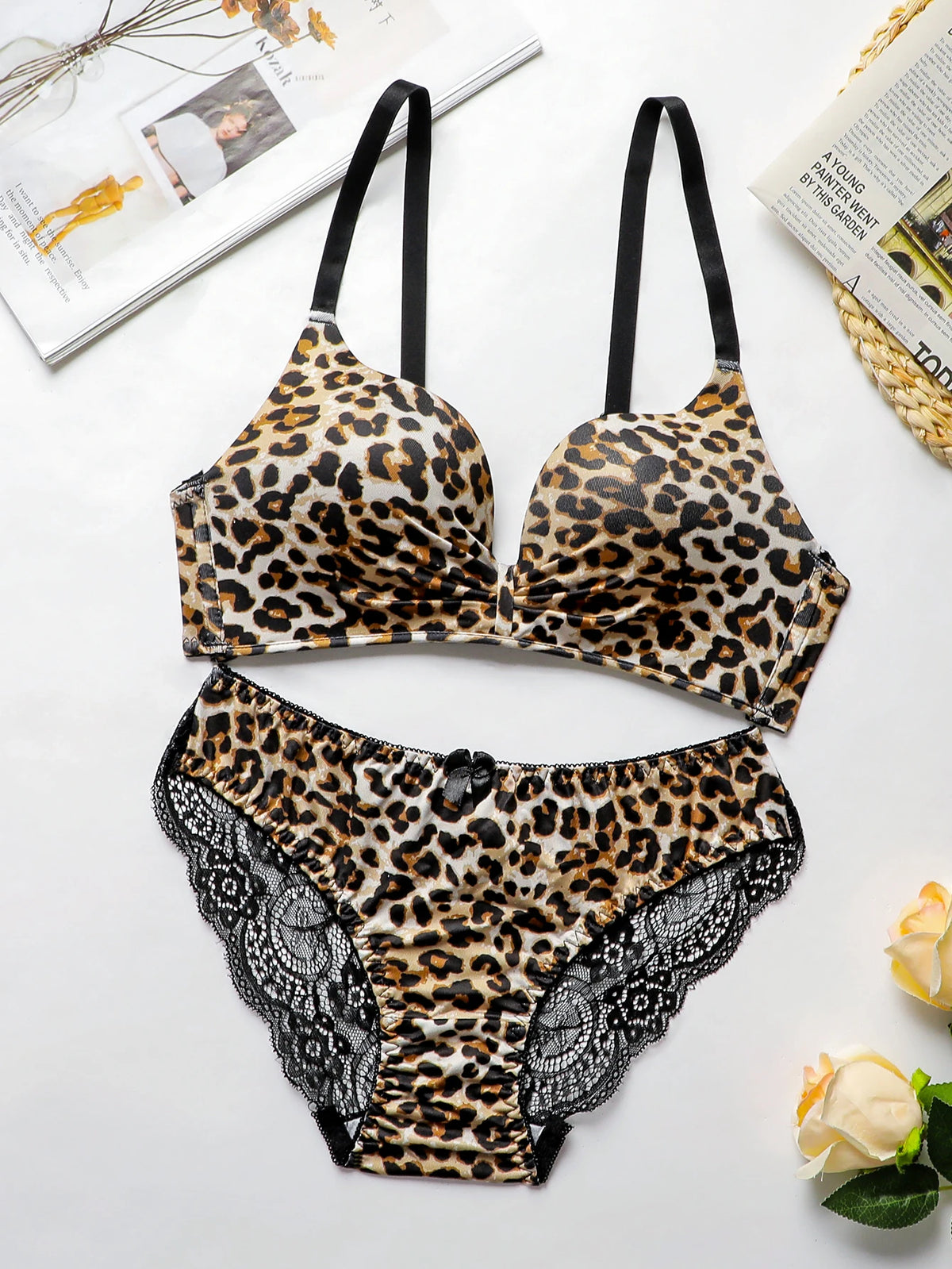 Hot Selling High-quality Sexy Women's Seamless And Steel Ring Two-piece Leopard Print Underwear Women's Lace Underwear Set B2046 - Matrix-studios.com