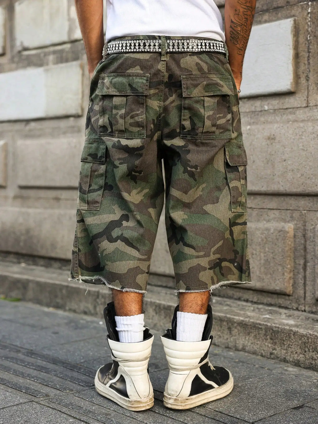 Men's summer denim shorts. Camouflage cargo pants. Multi - pocket design. Street fashion trend. Daily leisure - Matrix Studios