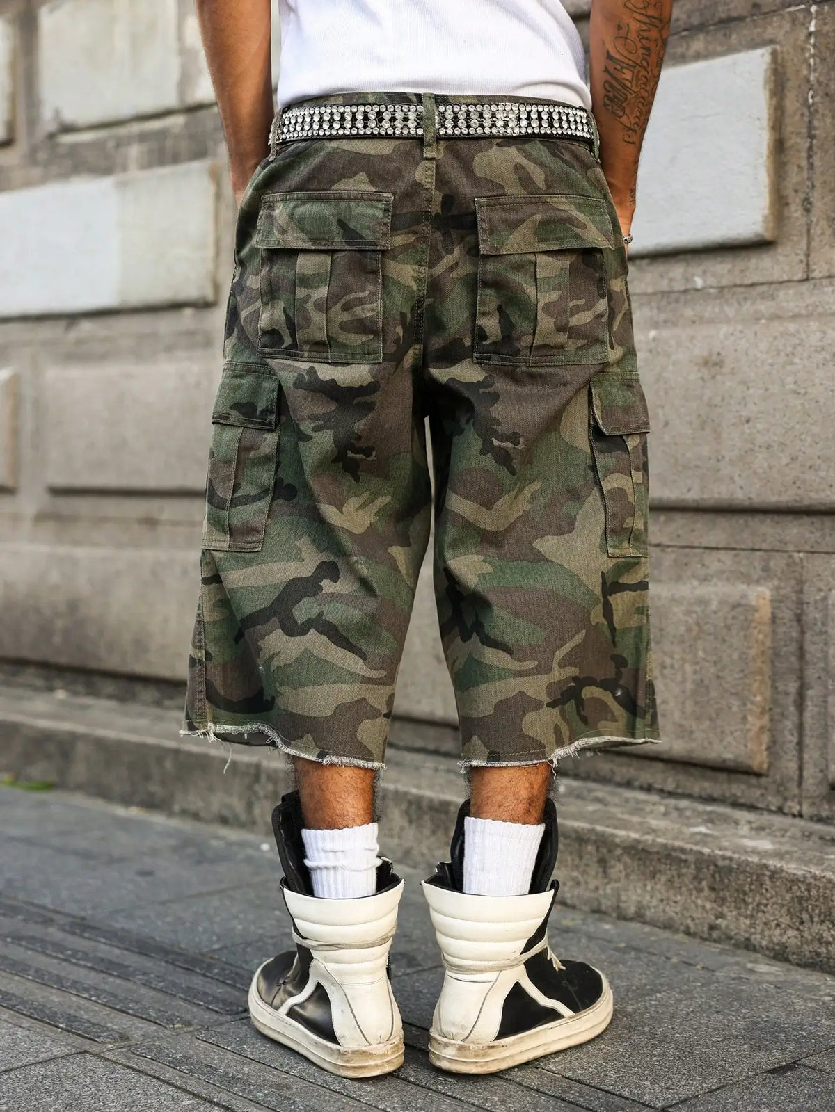 Men's summer denim shorts. Camouflage cargo pants. Multi - pocket design. Street fashion trend. Daily leisure - Matrix Studios