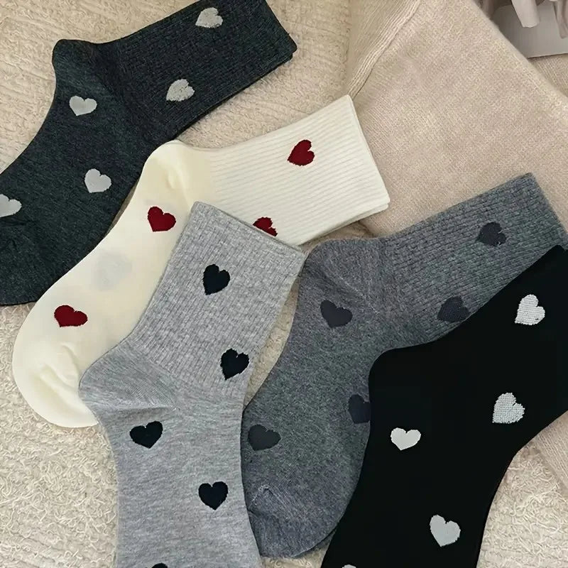 5/10 Pairs Women Heart-Shaped Pattern Middle Tube Socks Fashionable Printing Soft Comfortable Sweat Absorbing Breathable Socks - Matrix Studios