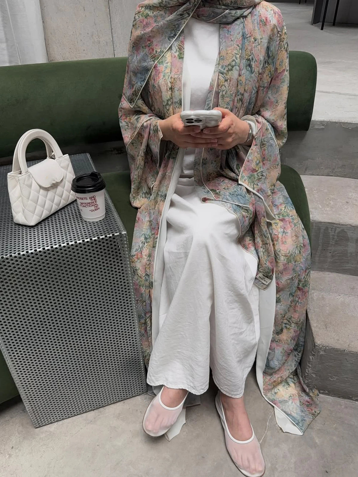 Middle Eastern Elegant Arabic Traditional Cardigan Long-Sleeved Floral Print Abaya Robe with Headscarf - Matrix-studios.com