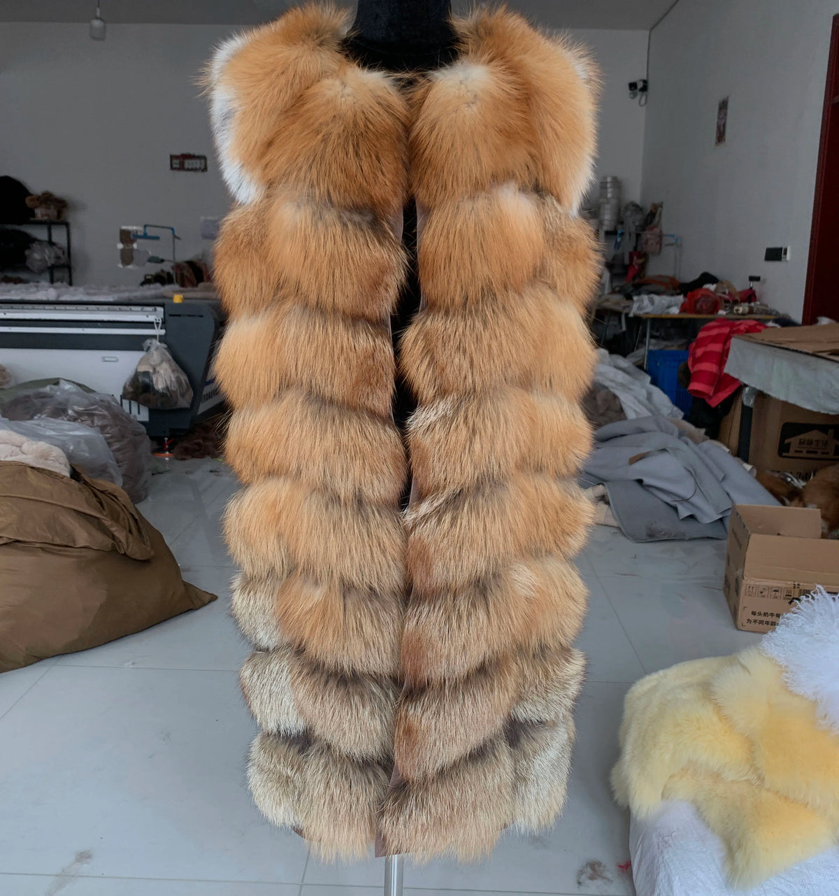 HUA QIU MEI SI Natural Red Fox Fur Jacket for Women's Winter Warmth 100% True Fur Leather Jacket Red Fox Jacket - Matrix Studios