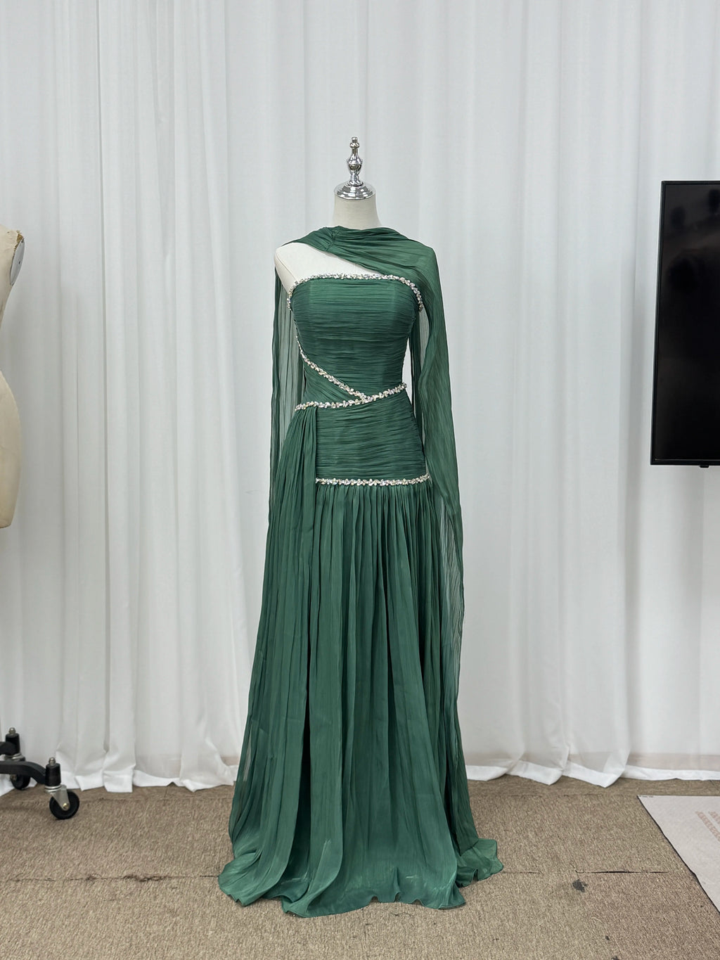 Mila Customized Sage Green A-Line Shawl Strapless Prom Dress Crystal Pleated Formal Evening Floor-Length Vestidos De Fiesta - Matrix-studios.com