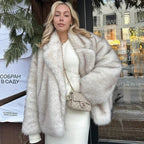 Neo Mint 2024 Winter Ins Hot Fashion Girls Oversized Gradient Fur Coat Women Thick Warm Outerwear Fluffy Faux Fox Fur Jacket - Matrix Studios