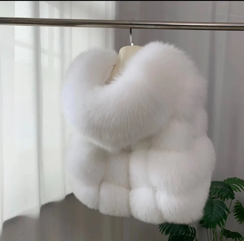 Natural Fox Fur Vest Women Winter Coat Fashion Hoodies Thick Warm Female Short Real Fox Fur Coat Sheepskin Genuine Fur Jackets - Matrix Studios