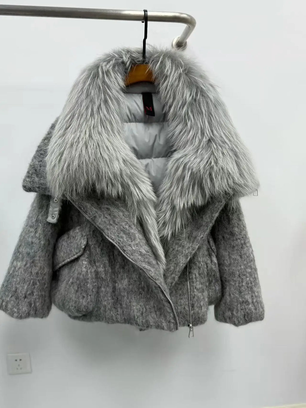 CXFS 2026 New Winter Fashion Wool Coat Splicing Down Jacket Lining With Oversized Fox Fur Collar Thick Warm Women's Coat - Matrix Studios