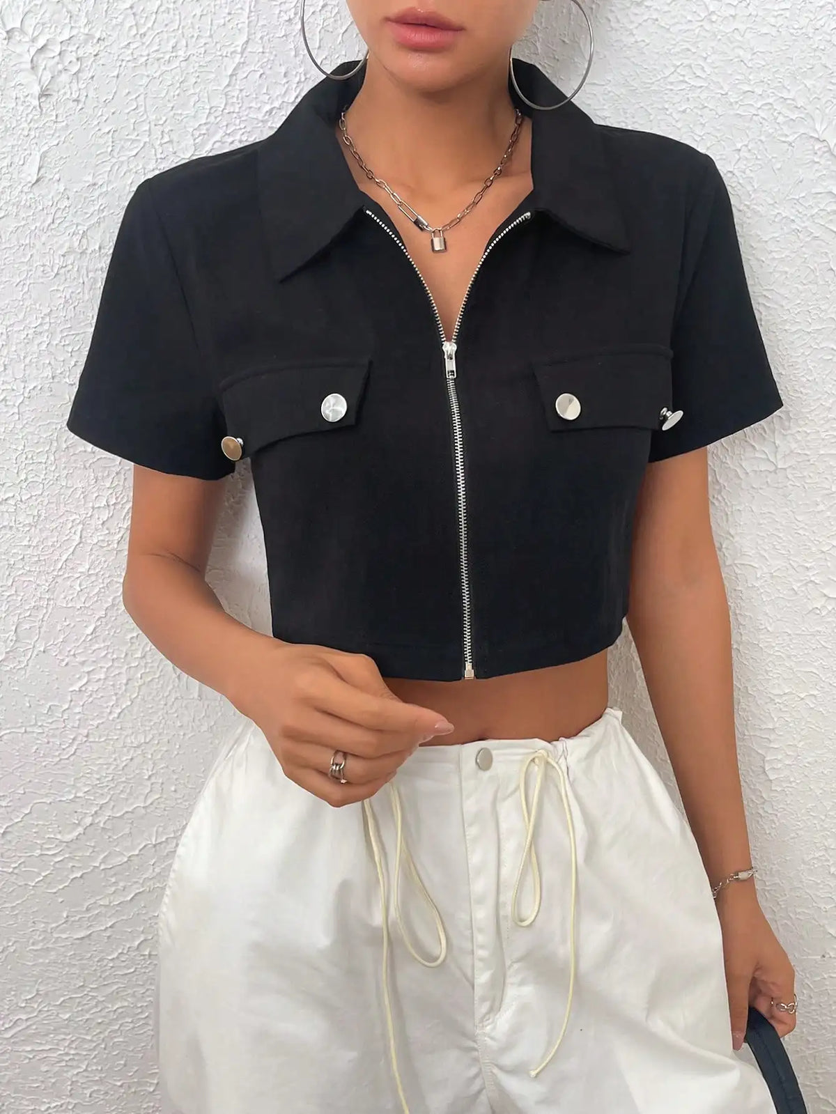 Women's Black POLO Collar Zipper Short T-shirt Cardigan Spring Summer 2025 Design Niche All-match Short Top for Casual Wear