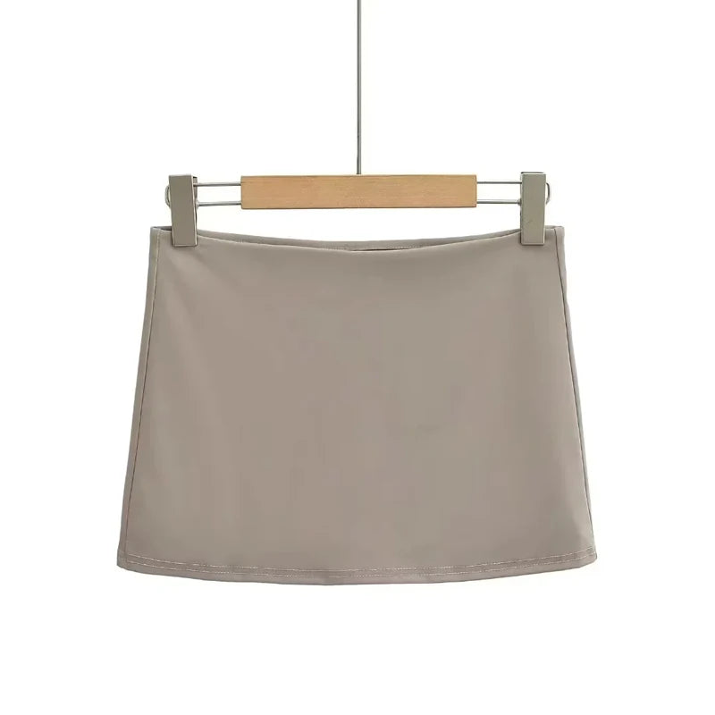 Women Low Rise Mini Skirt With Take The Short Cut Detail Slim Fit Mini Skort - Matrix-studios.com