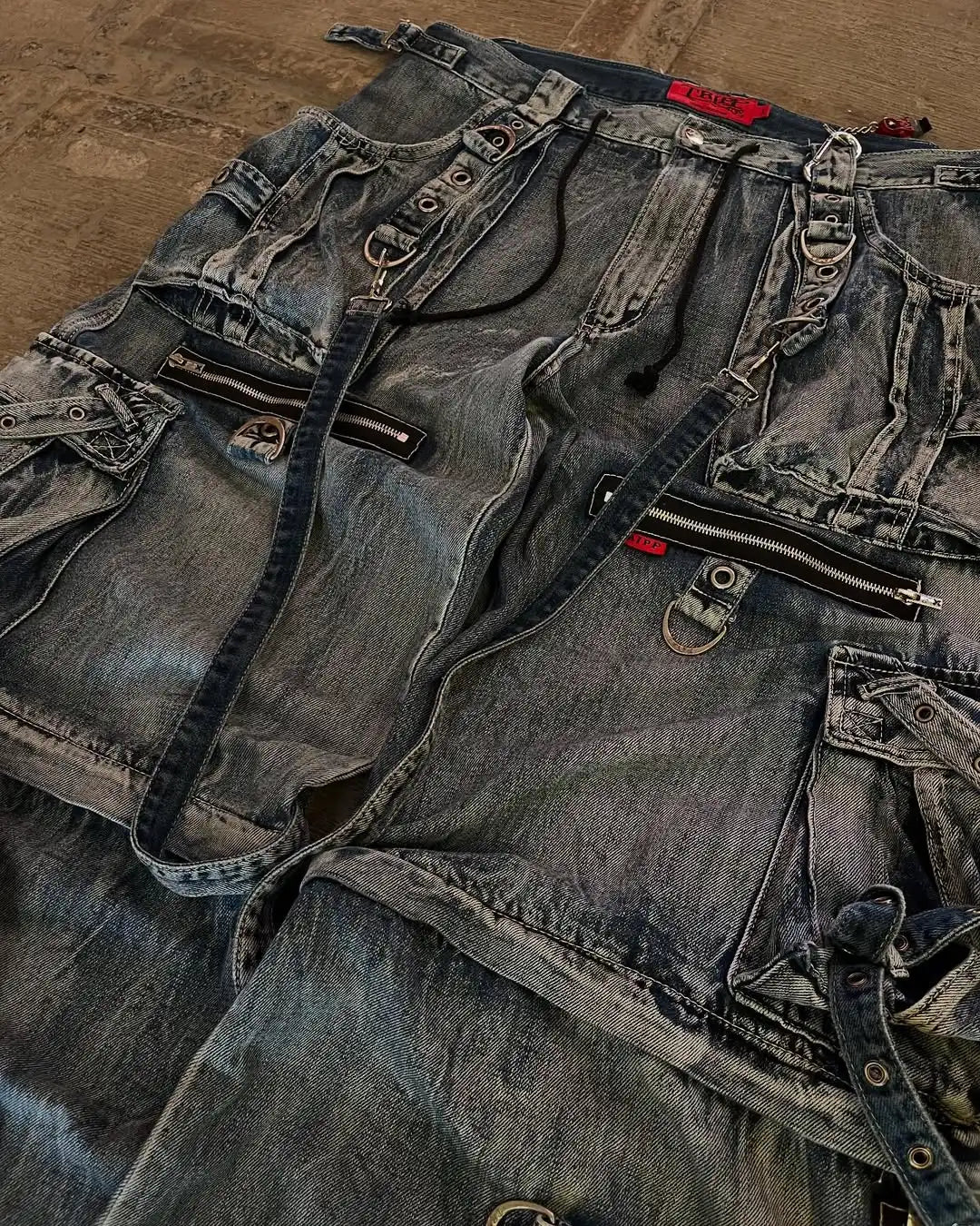 Streetwear Heavy Jeans Y2K Clothing Men Women Hip Hop Retro Pockets Baggy Cargo Pants Baggy Jeans Low Rise Wide Leg Trousers - Matrix Studios