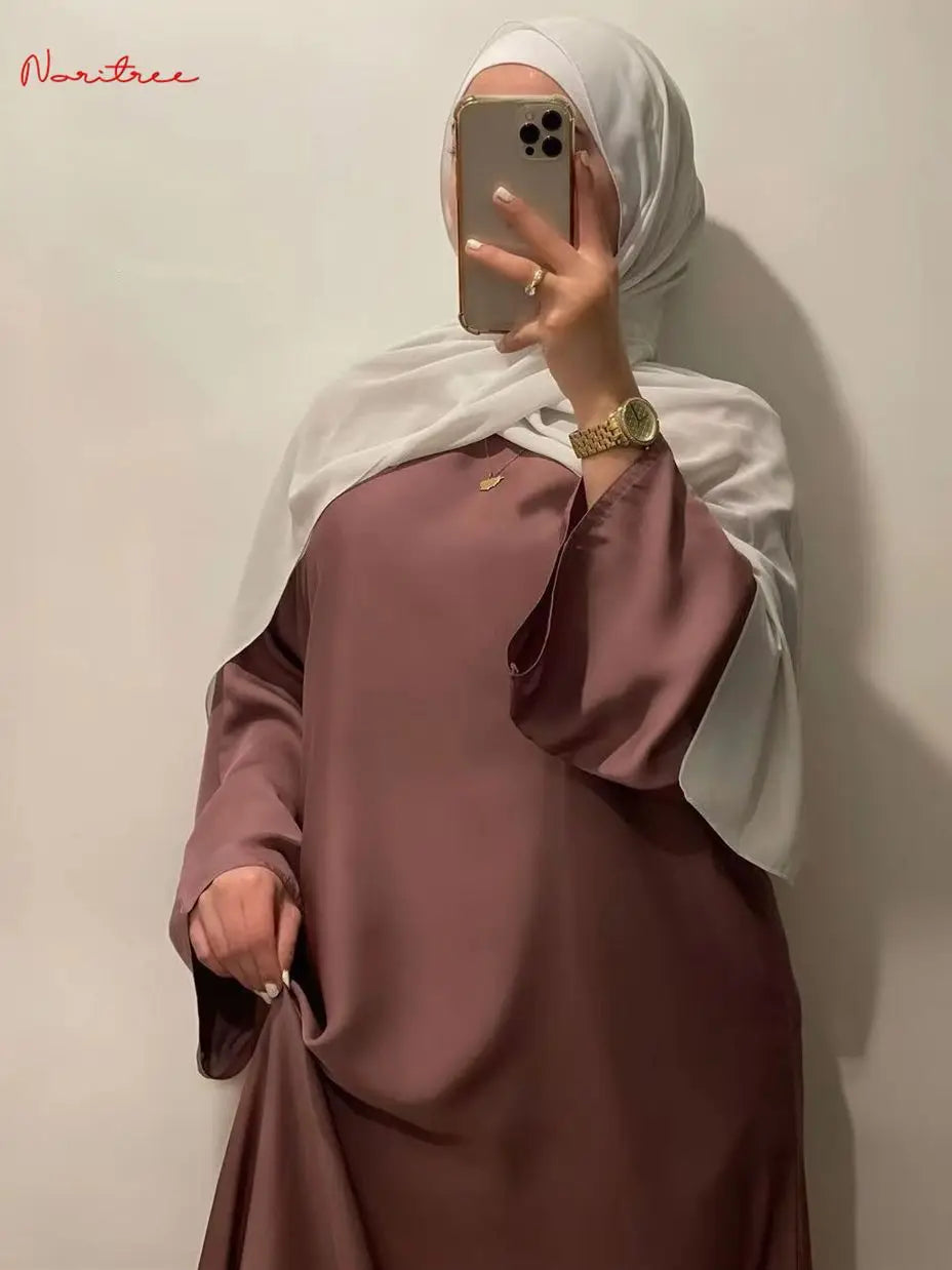 Fashion Sliky Djellaba Muslim Dress Dubai Full Length Flare Sleeved Soft Abaya Dubai Turkey Muslim Islam Robe WY921 - Matrix-studios.com