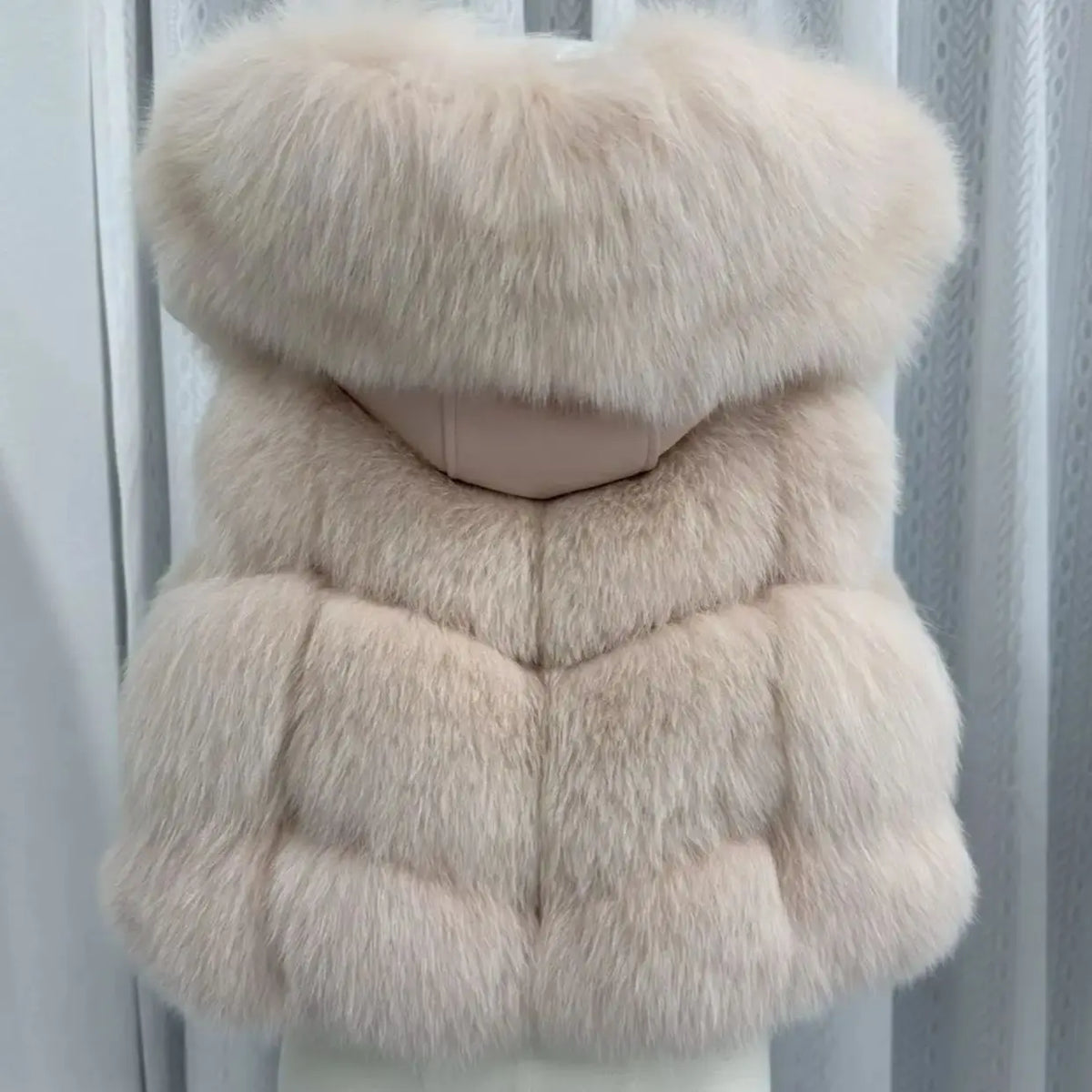 Natural Fox Fur Vest Women Winter Coat Fashion Hoodies Thick Warm Female Short Real Fox Fur Coat Sheepskin Genuine Fur Jackets - Matrix Studios