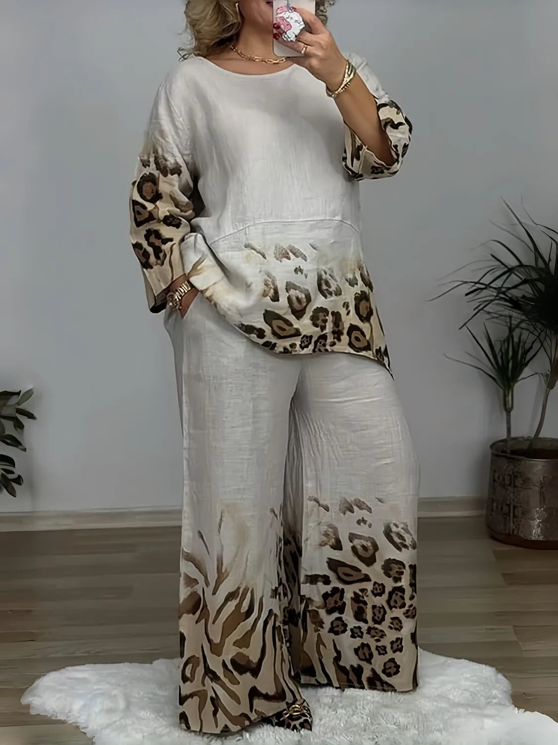 Women Casual Leopard Printed Plus Size Two Piece Pant Set Round Neck Vintage Long Sleeve Matching Set for Autumn 2025
