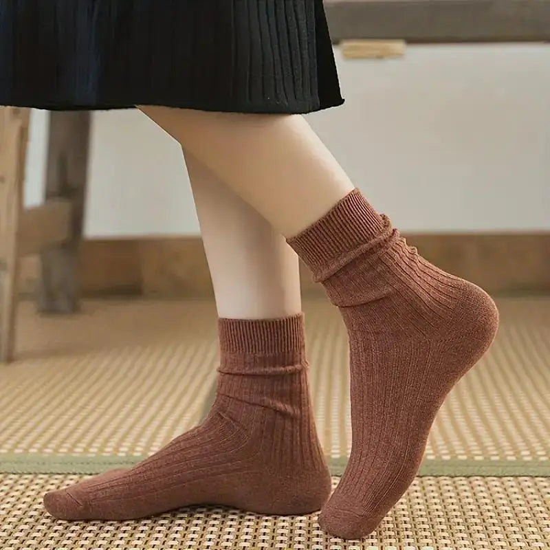 5/10 Pairs of Vibrant Mixed Color Striped Comfort Crew Socks - Soft, Breathable, Classic Casual Daily Wear - Matrix Studios