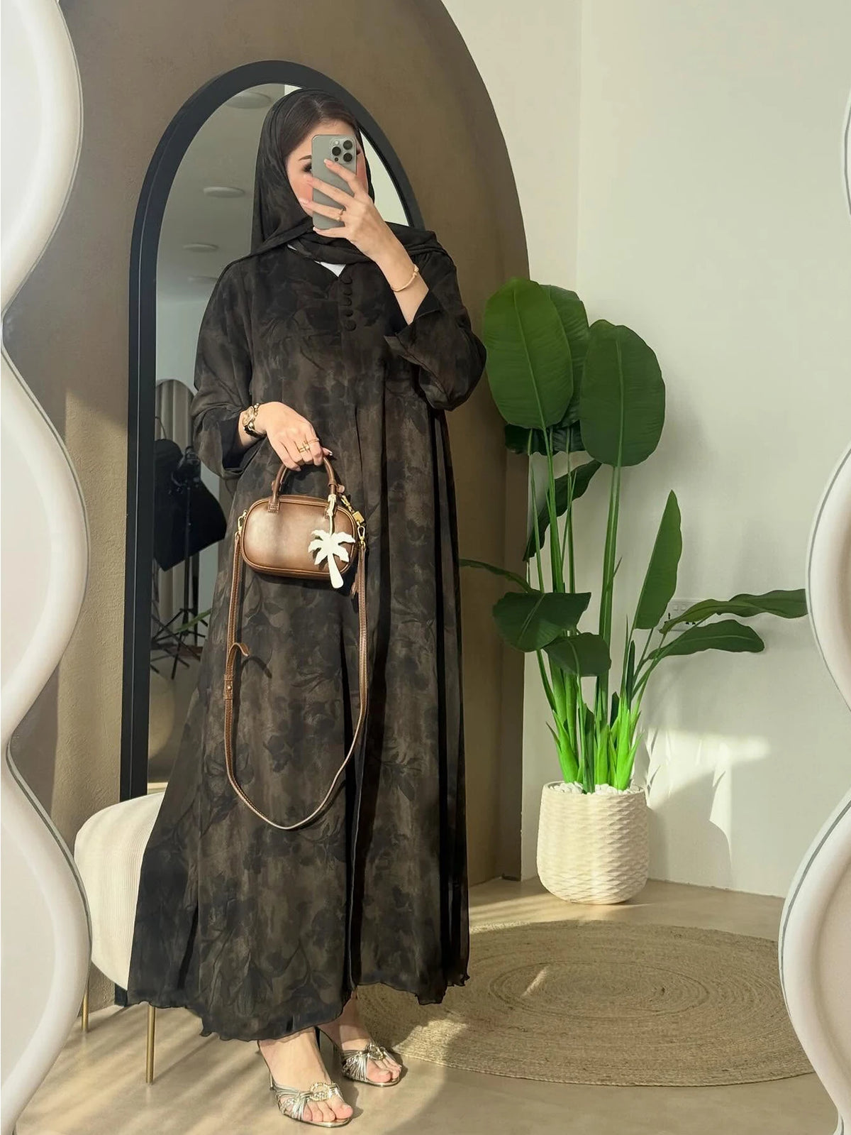 Fashionable Arabic Women's Long-Sleeved Loose-Fitting Printed Elegant Abaya with a Headscarf Included - Matrix-studios.com