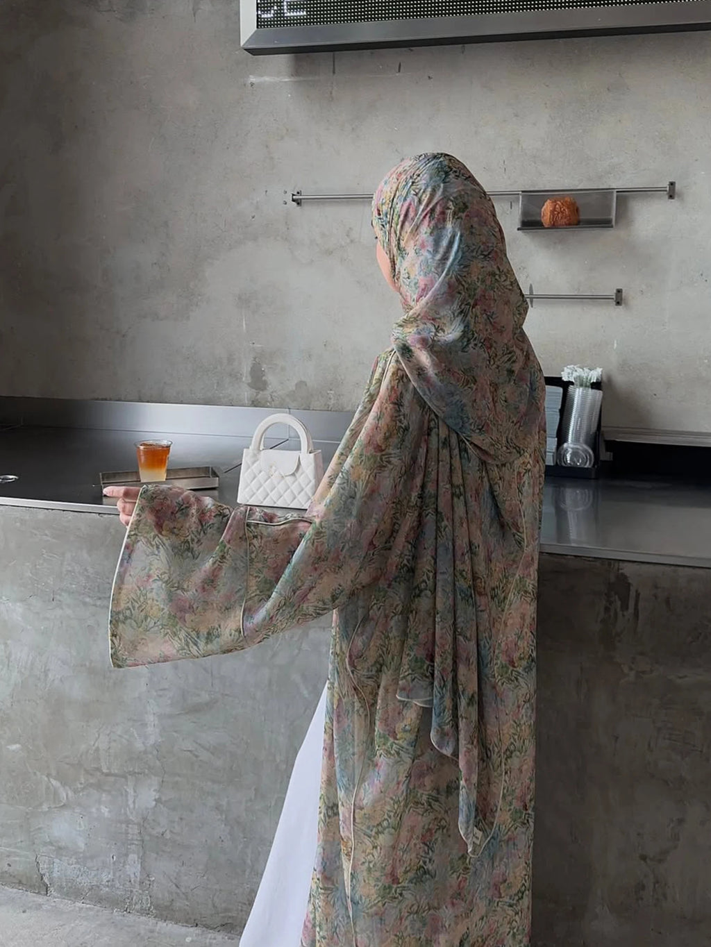 Middle Eastern Elegant Arabic Traditional Cardigan Long-Sleeved Floral Print Abaya Robe with Headscarf - Matrix-studios.com