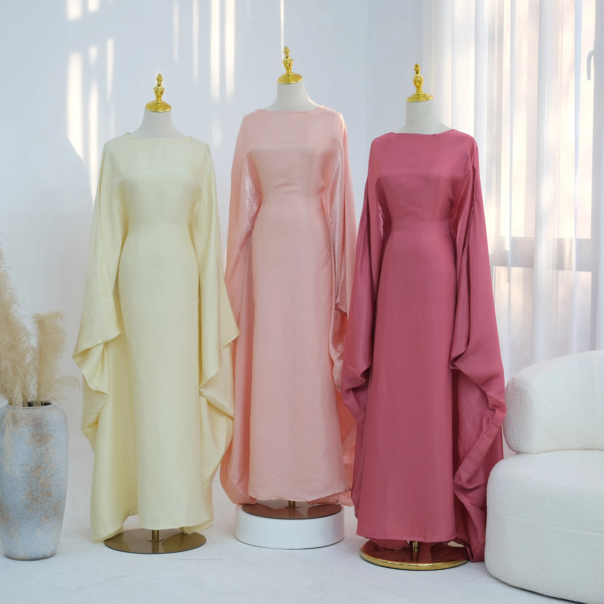 Ramadan Eid Evening Party Shiny Kaftan Dress for Women, Butterfly Sleeves Round Neck Muslim Women Abaya Dubai Islamic Clothing - Matrix-studios.com