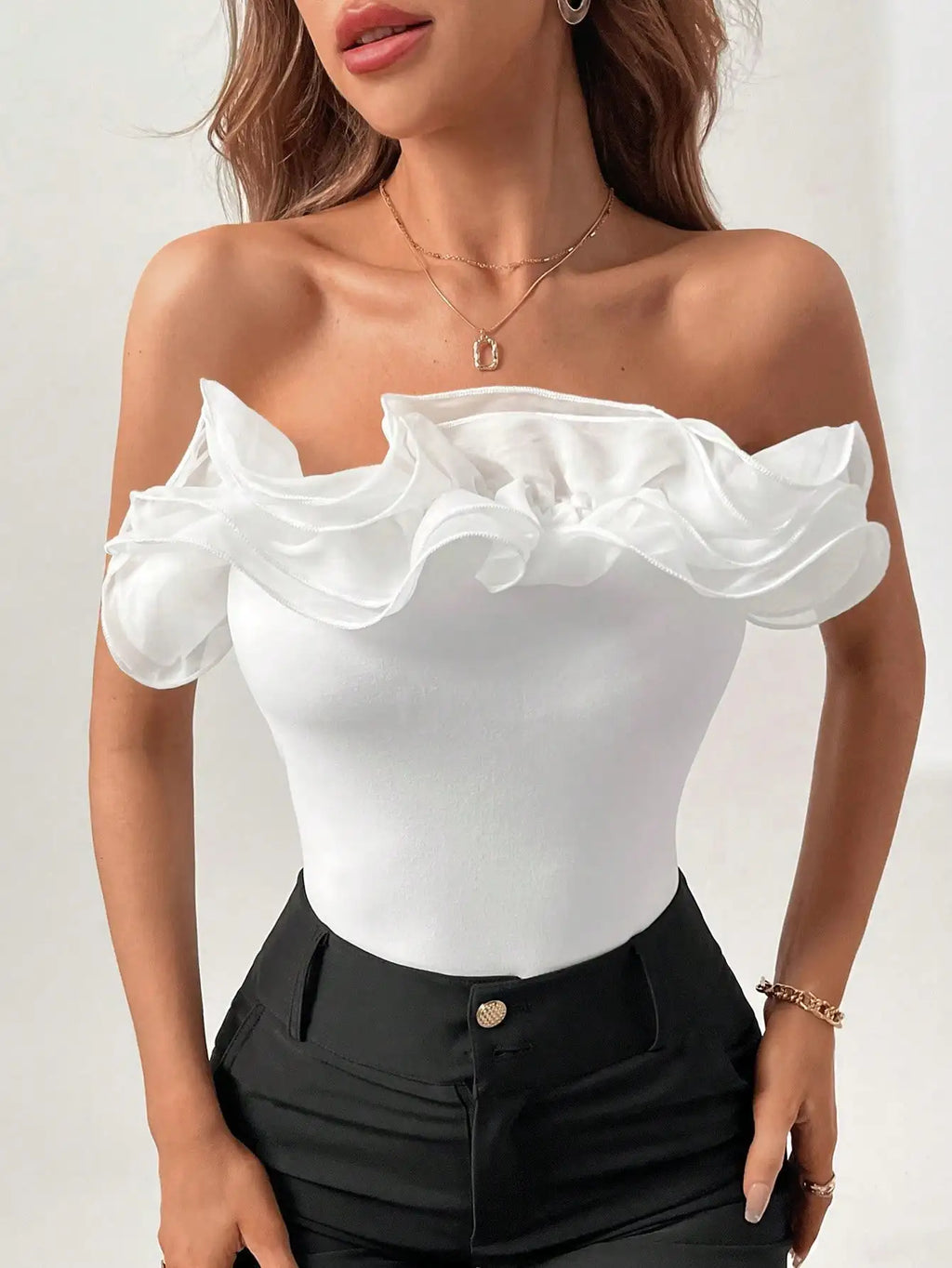 White Niche Does Not Hit a Unique Chic Short One-piece Strapless Top for Spice Girls to Wear Outside - Matrix Studios