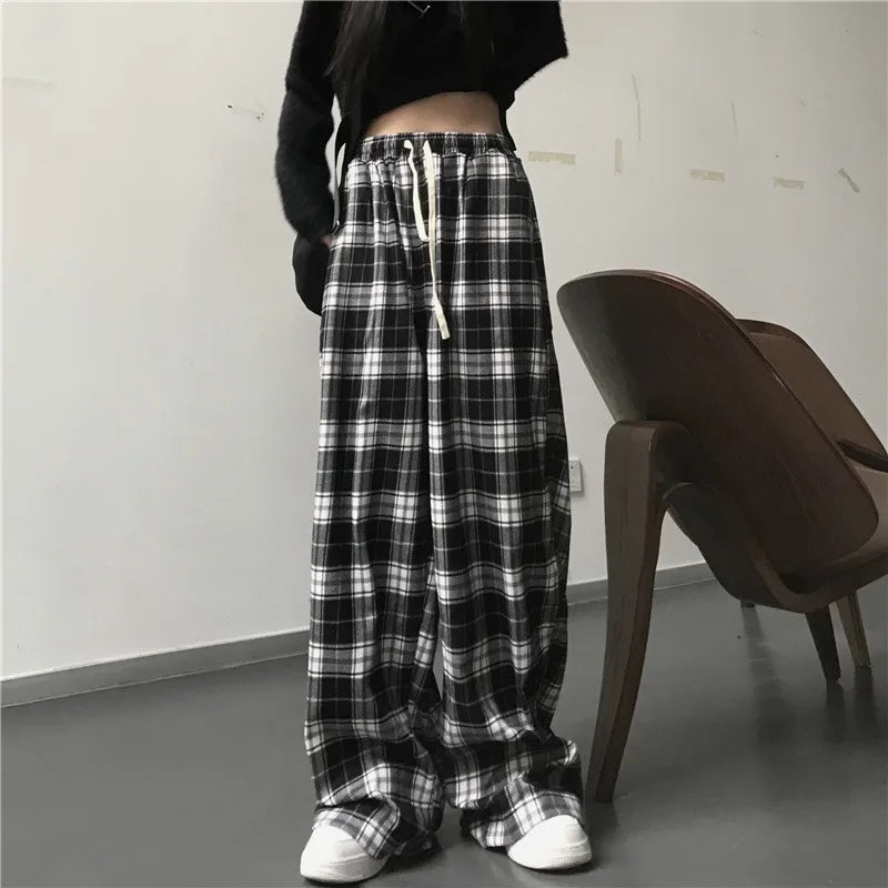 Casual sports pants, fashionable black checkered pants, loose elastic waist pocket, wide leg pants, neutral hip-hop loose pants - Matrix-studios.com