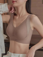 1/2PCS Women's Seamless Underwear, Thin Style, Large Breasts, Small Breasts, No Wires, Pull-up And Anti-sagging Large Size Bra - Matrix Studios