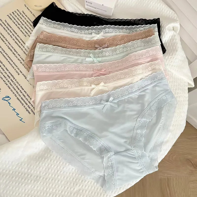 4 PCS/PACK Solid Color Women's Panties Mid-Waist Breathable Comfort Sexy Antibacterial Lace Innerwear - Matrix Studios