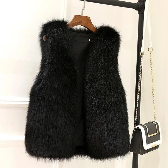 2025 Women's Thickened Warm Fox Fur Vest Spring Autumn Outerwear Cotton Lined Versatile Slimming Faux Fur Backless Tank Top - Matrix Studios