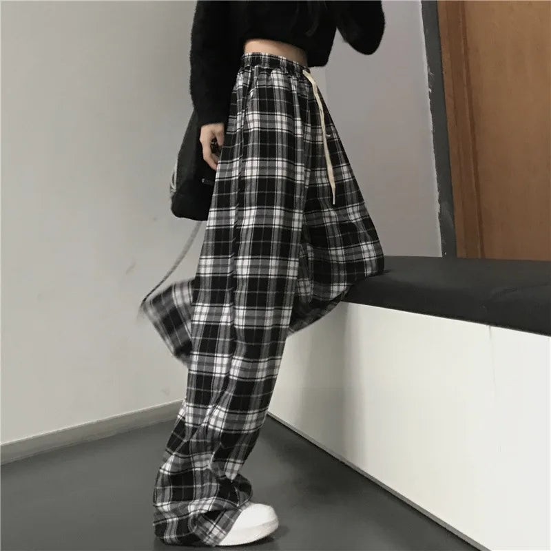 Casual sports pants, fashionable black checkered pants, loose elastic waist pocket, wide leg pants, neutral hip-hop loose pants - Matrix-studios.com
