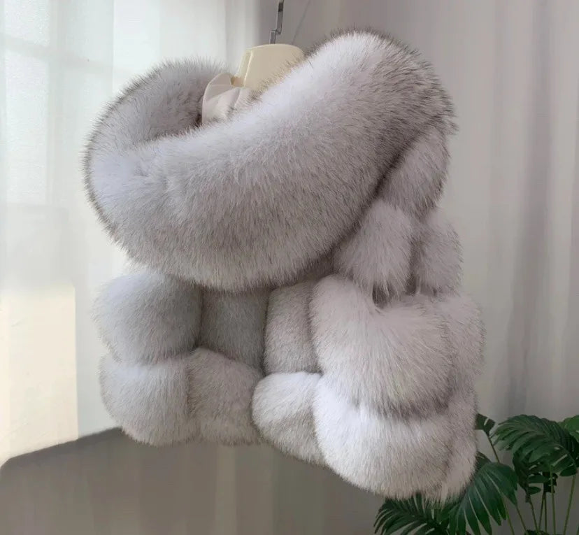 Natural Fox Fur Vest Women Winter Coat Fashion Hoodies Thick Warm Female Short Real Fox Fur Coat Sheepskin Genuine Fur Jackets - Matrix Studios