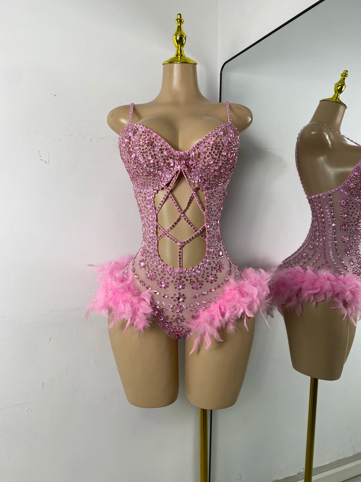 Luxury Women Sexy Shiny Crystal Feathers Hollow Out Bodysuit Nightclub Performance Dance Costume Nightclub Singer Stage Wear - Matrix Studios