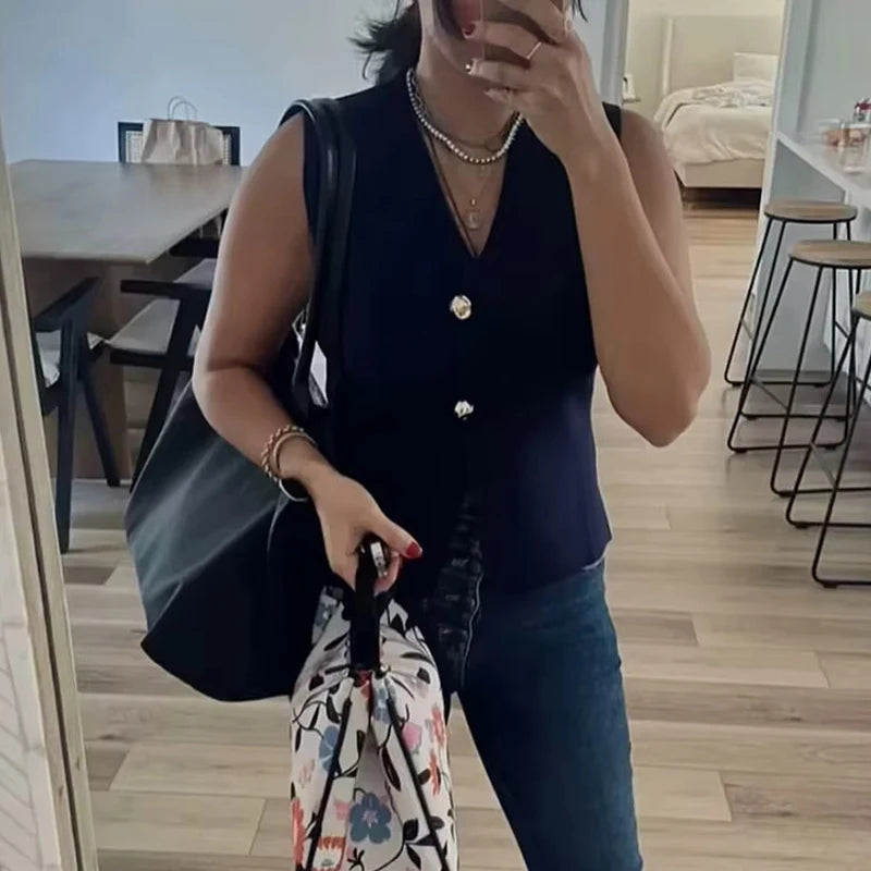MUJER Woman Knit Vest Top Cropped Sleeveless Vests for Women 2025 Button Summer Vest Top Women Waistcoat Knitted Short Tops - Matrix Studios