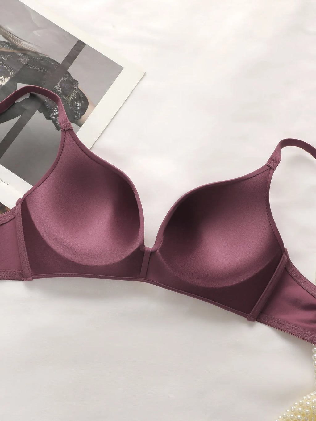 High Quality Hot Selling Sexy Women's Wireless Two-piece Butterfly Solid Color Underwear Women's Lace Underwear Set B2046 - Matrix-studios.com