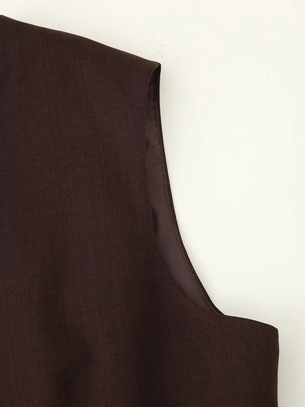ETJ Autumn 2025 women's elegant fashion solid color round neck vest temperament versatile button up vest - Matrix Studios