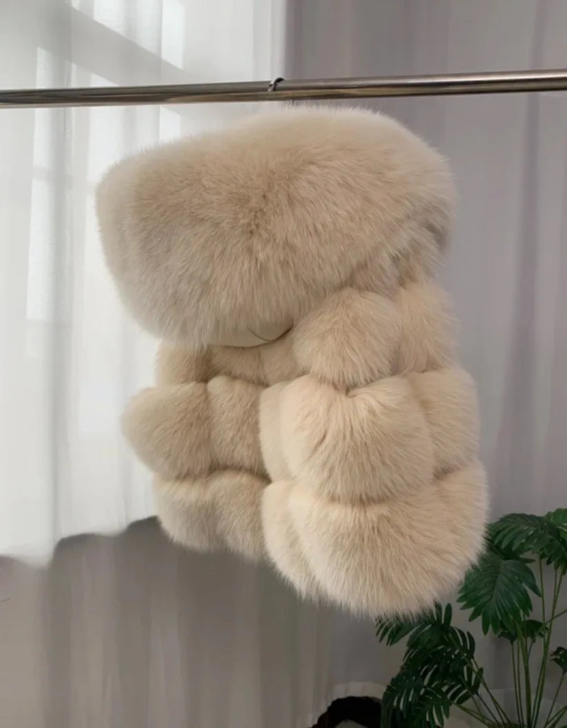 Natural Fox Fur Vest Women Winter Coat Fashion Hoodies Thick Warm Female Short Real Fox Fur Coat Sheepskin Genuine Fur Jackets - Matrix Studios