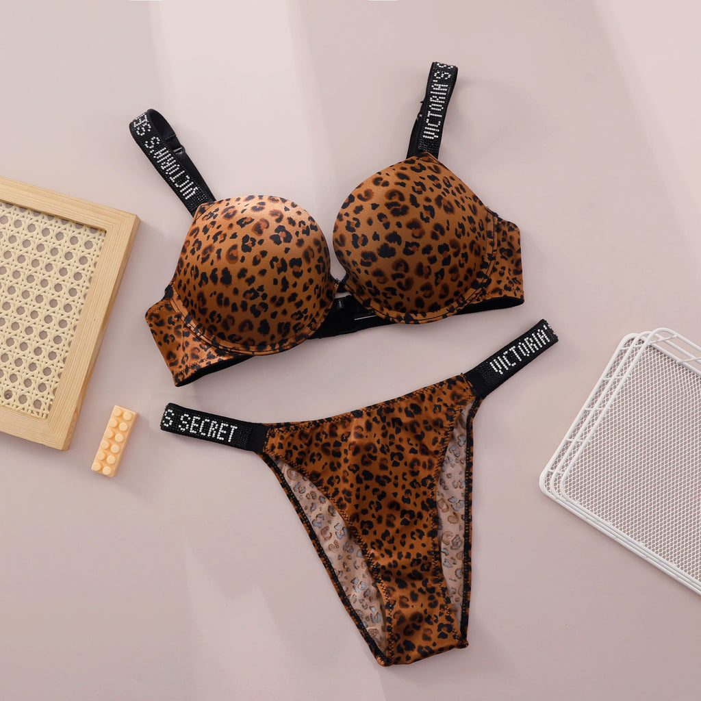 New V Lace Lingerie Set Bra and Brief Women's Sexy Bra and Panty Set Comfortable push up Shapewear Adjustable Padded Gathered - Matrix-studios.com